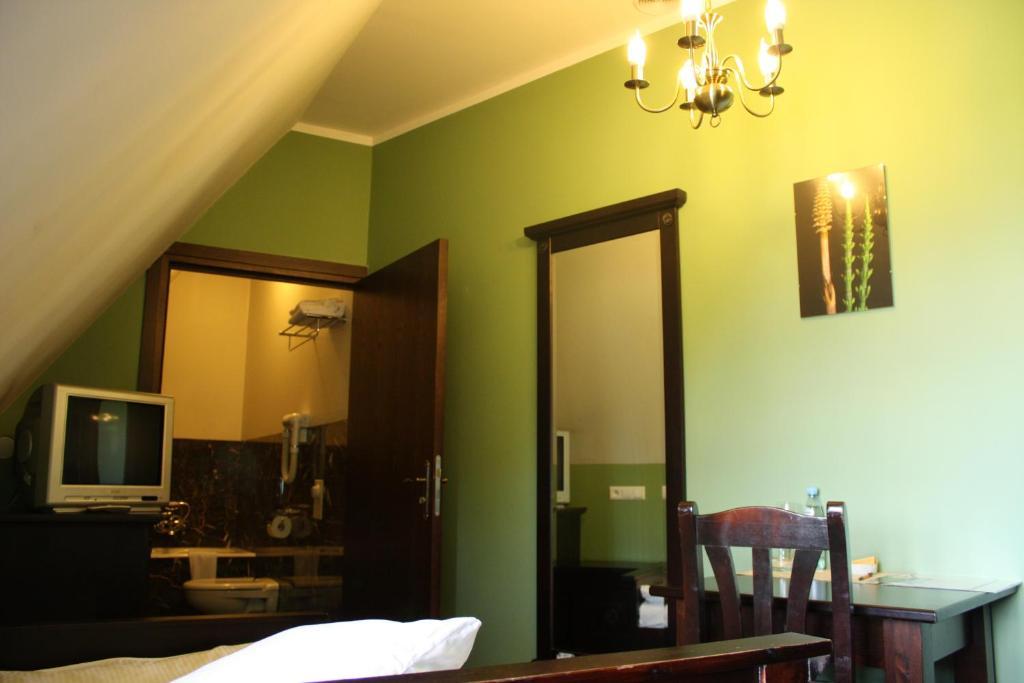 Klasztor Cedynia Hotel Phòng bức ảnh